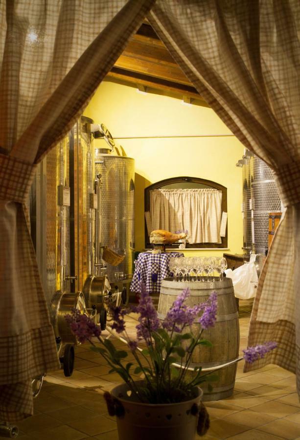 Отель Tenuta Jumara San Lorenzo Maggiore Экстерьер фото